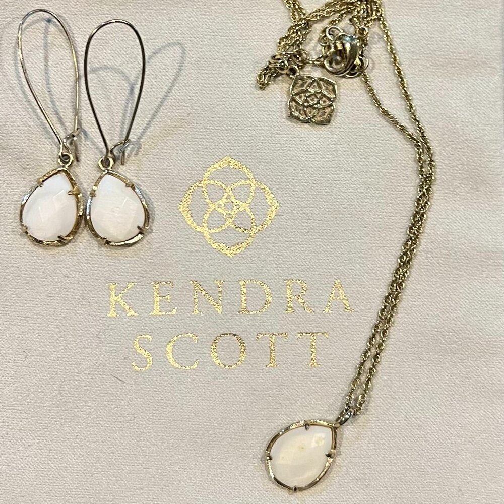 Kendra Scott Kiri Teardrop Pendant Set